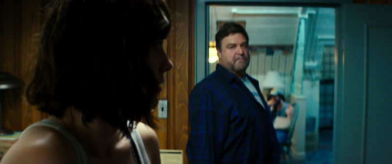 Illustration for article titled 10 Cloverfield Lane Is Fun But It’s Not in the Same League as Cloverfield